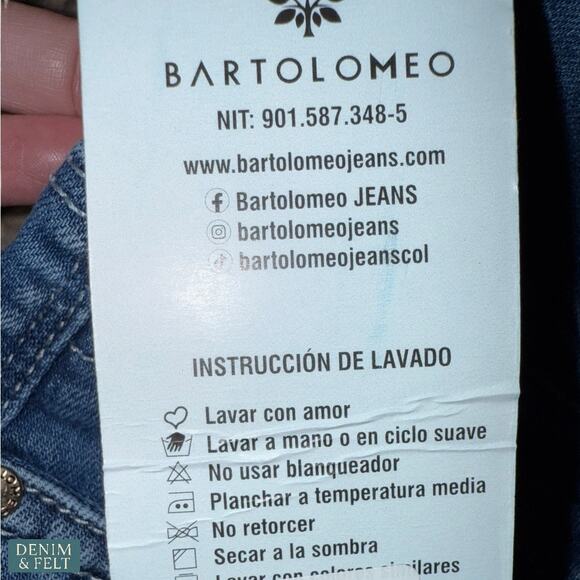 Bartolomeo Premium Colombian Flare Jeans Blue Wash Stretch Denim Women’s NEW - Picture 10 of 11
